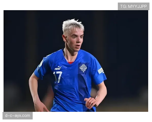 足球新星闪耀榜单：未来巨星崭露头角引热议