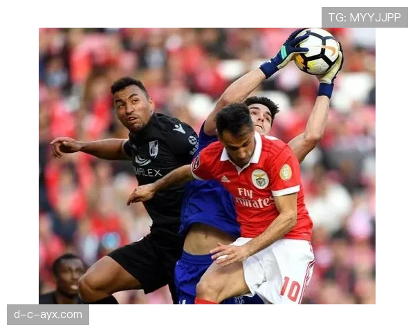 吉马良斯新赛季强势开局，展现争冠实力引关注