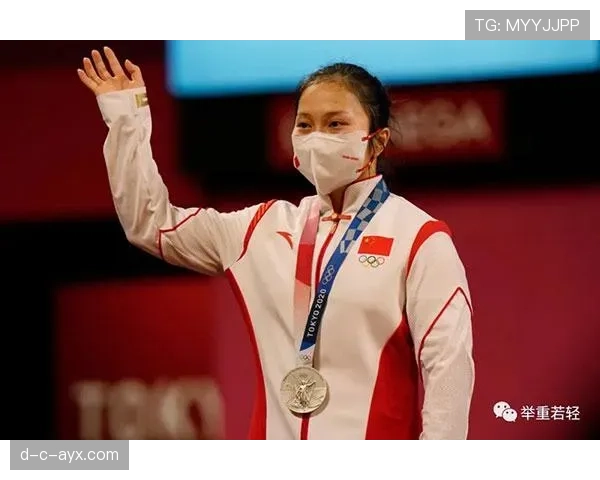 廖秋云训练完啃鸡腿那刻，我懂了什么叫举重若轻